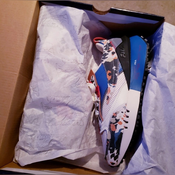 FILA *NWT*NIB* Renno Animal - Picture 6 of 9